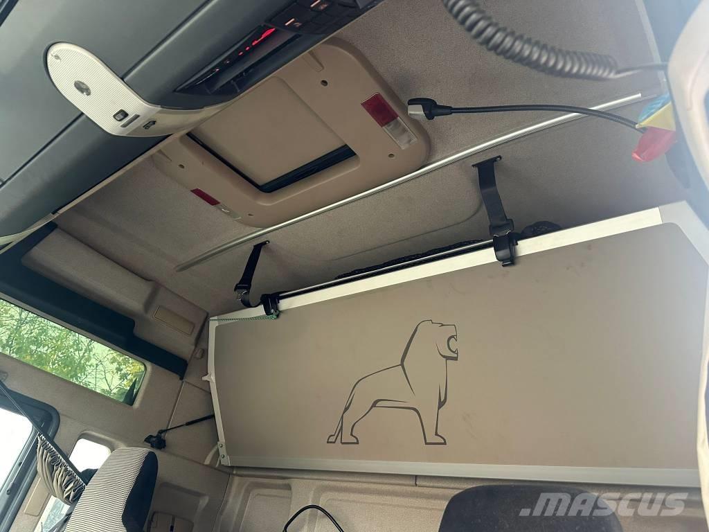 MAN TGX 33.500 Transportbilar för Skogsmaskiner