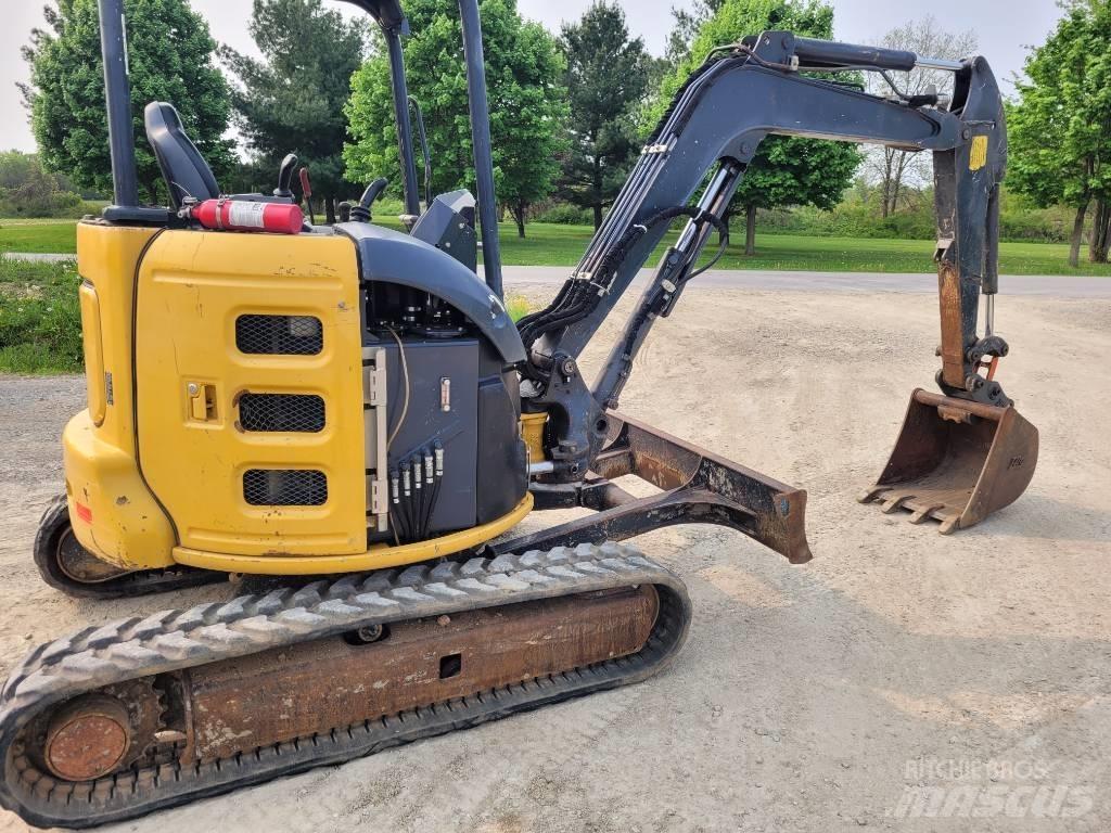 DEERE 35G Minigrävare < 7t