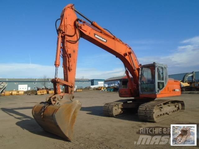 Doosan DX 225 LC Bandgrävare