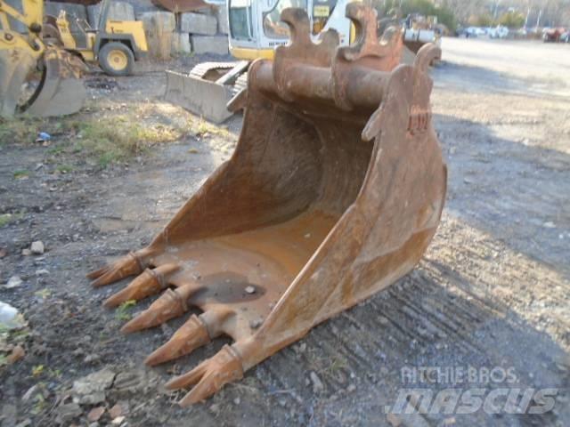 Doosan DX 225 LC Bandgrävare