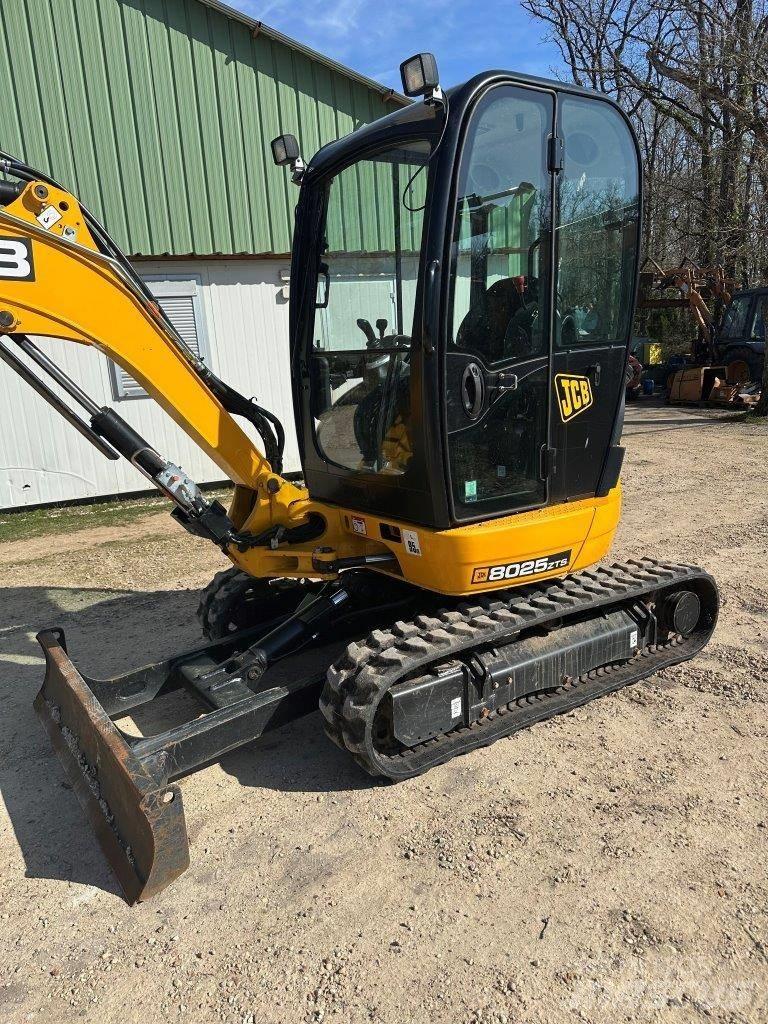 JCB 8025 ZTSL Minigrävare < 7t