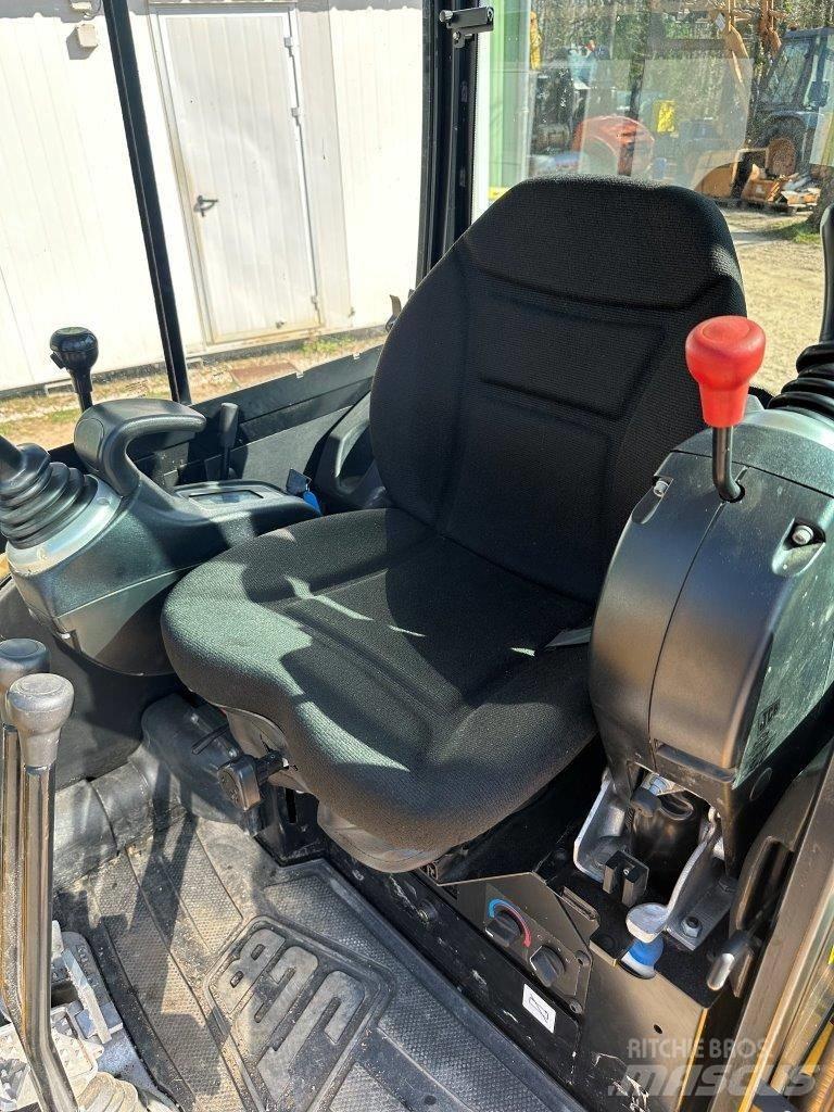 JCB 8025 ZTSL Minigrävare < 7t