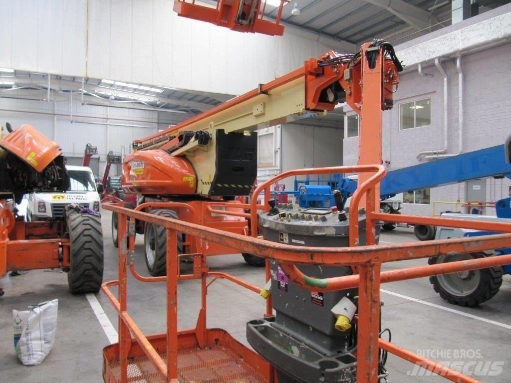 JLG 1250 AJP Bomliftar
