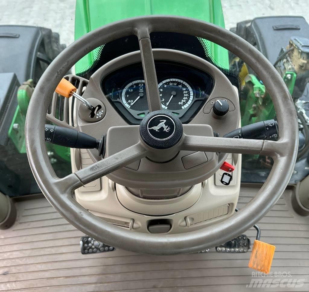 John Deere 6130 R Traktorer
