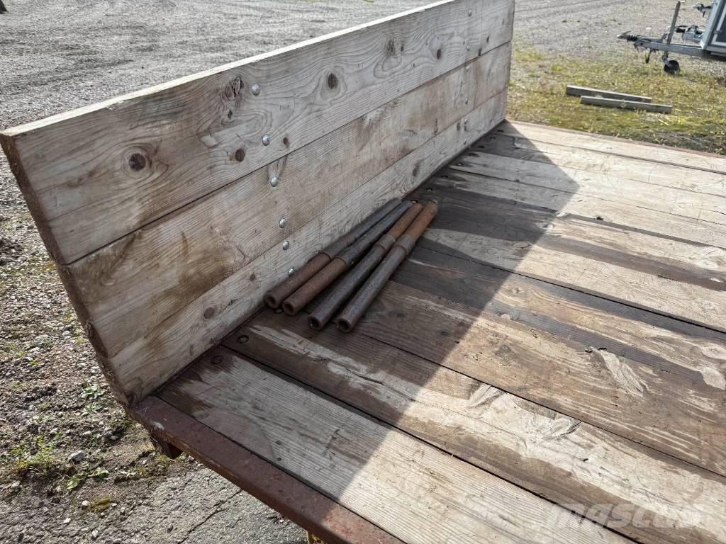  Skogskärra med flak Övriga vagnar