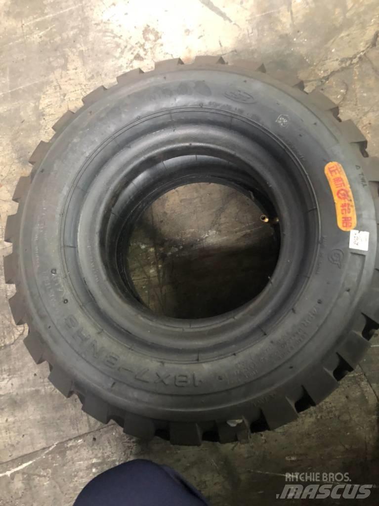  Cheng Shin 18x7-8 Däck, hjul och fälgar