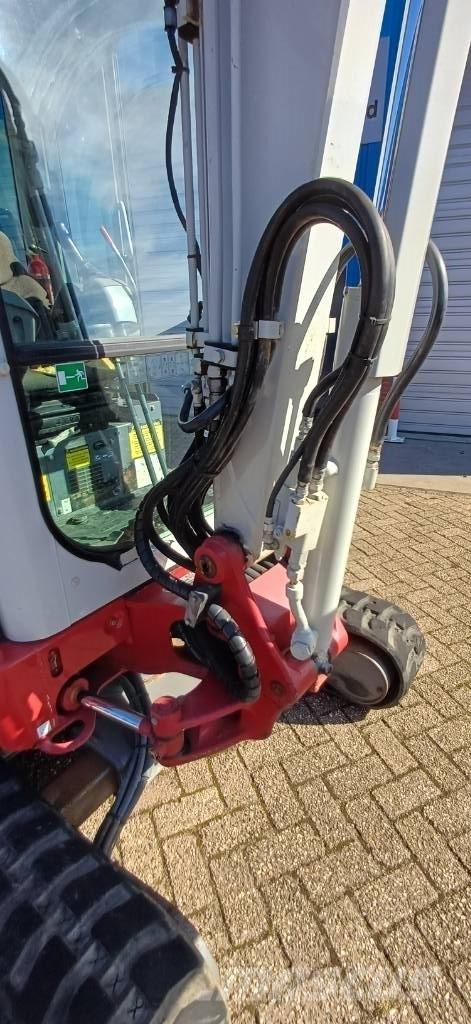 Takeuchi TB 225 Minigrävare < 7t