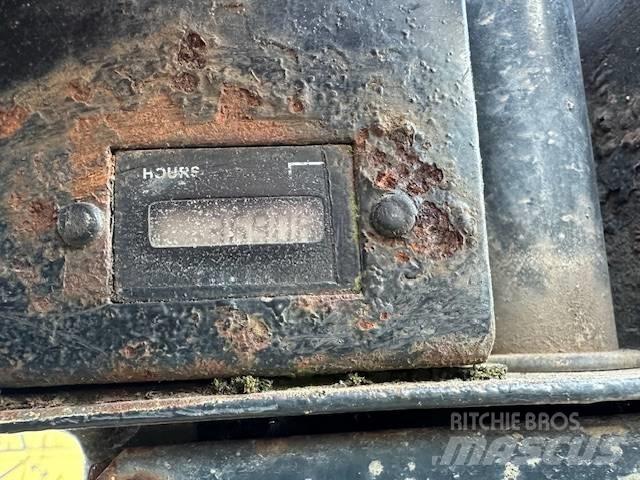 Terex Benford D9060S Minidumprar