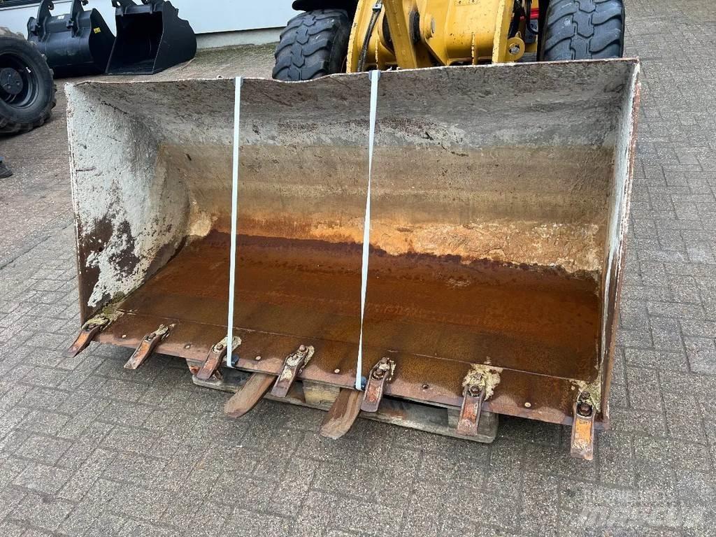 CAT 908M Hjullastare