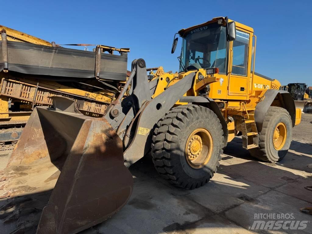 Volvo L 90 E +Mérleg Hjullastare