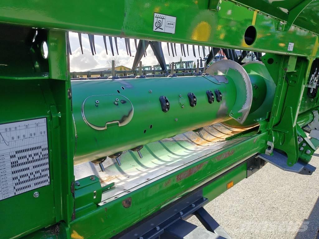 John Deere W 650 i Skördetröskor