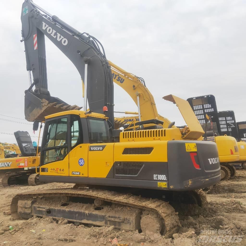 Volvo EC 300 D Bandgrävare