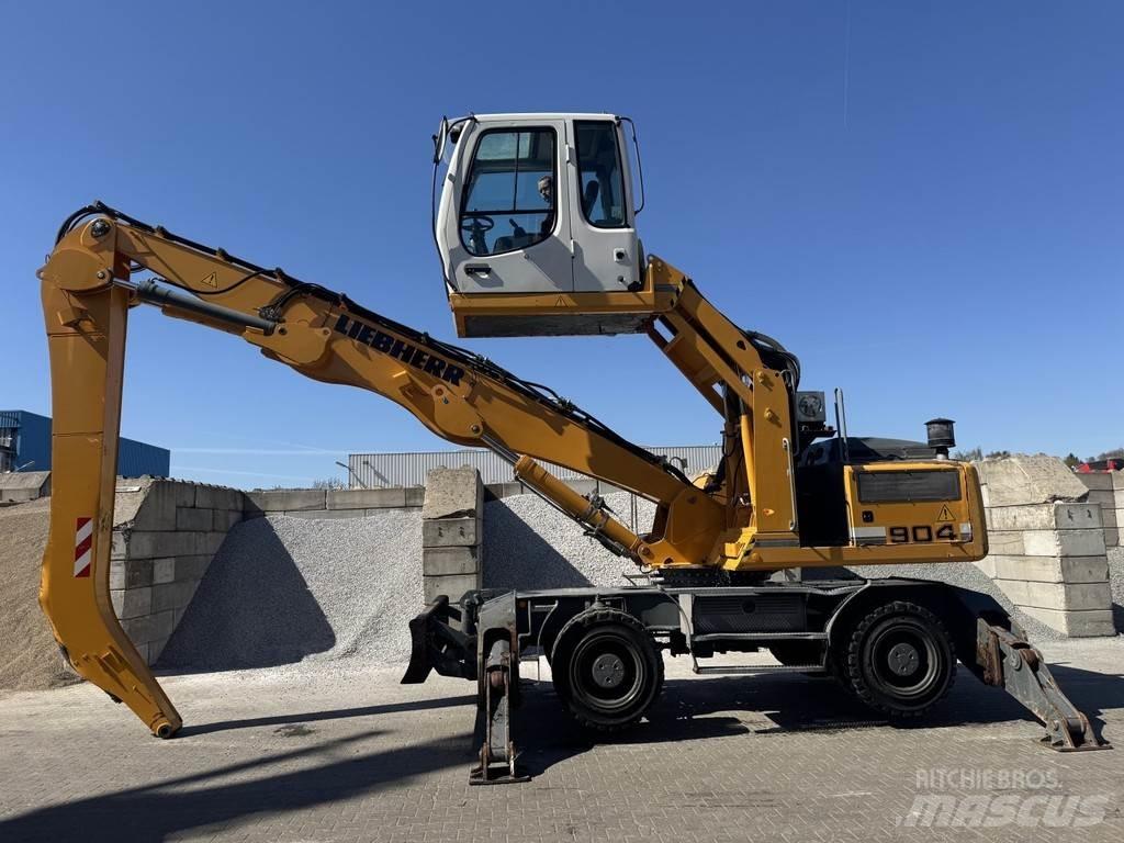Liebherr A 904 C Avfalls / industri hantering