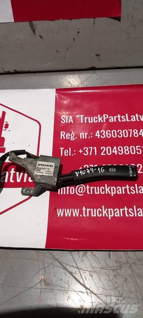Volvo FH 12.   20399175 Hytter och interiör