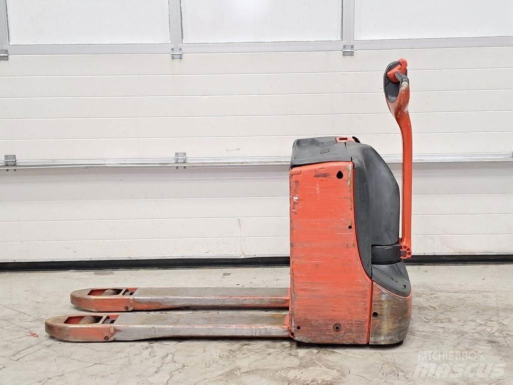 Linde T16 Låglyftare utan plattform