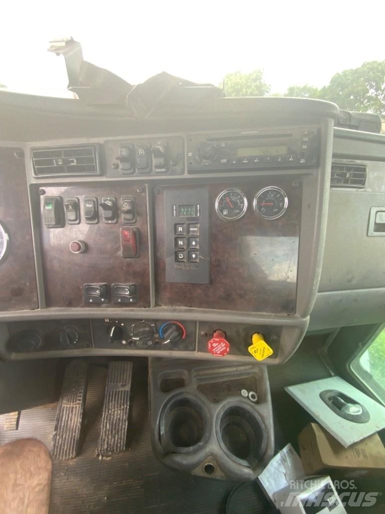 Kenworth T 370 Plogbilar