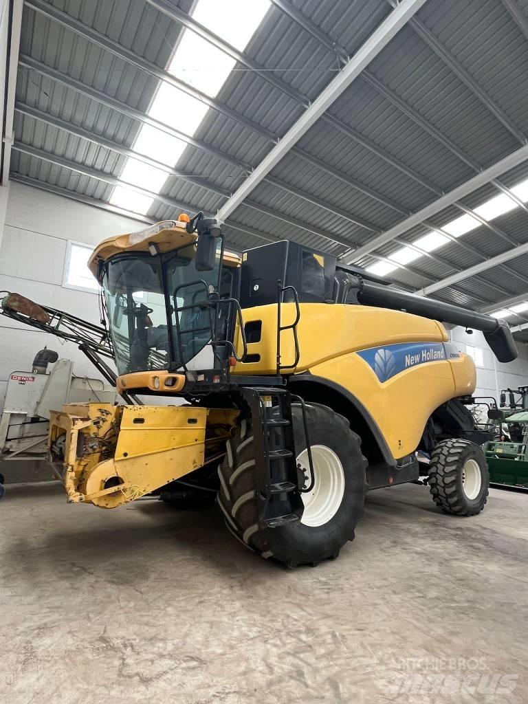 New Holland CR 9080 Skördetröskor