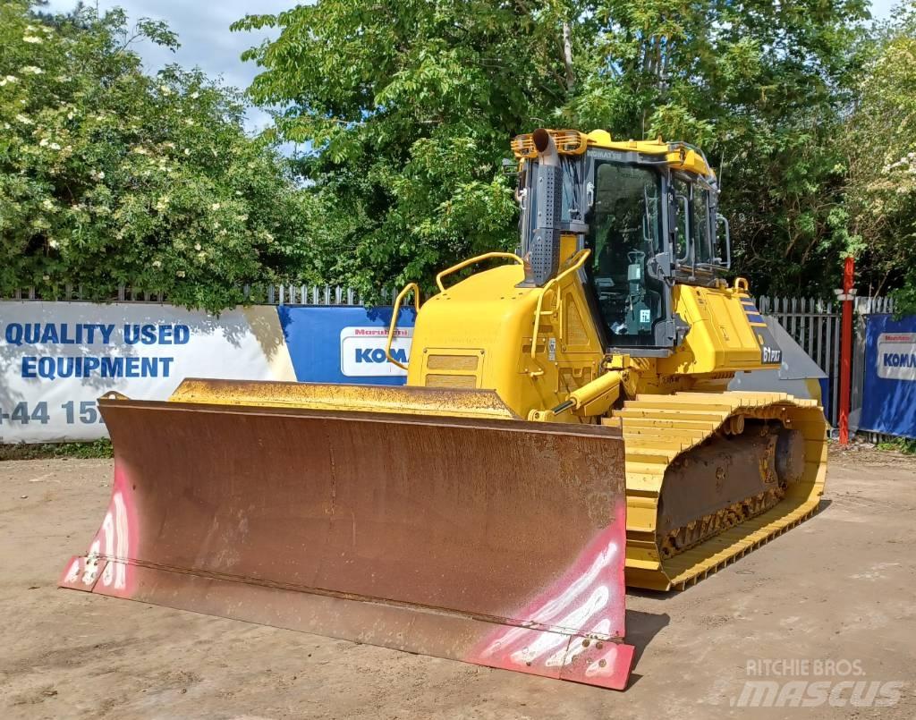 Komatsu D61PXi-24E0 Bandschaktare