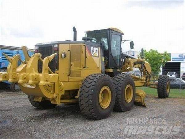 CAT 16M Väghyvlar