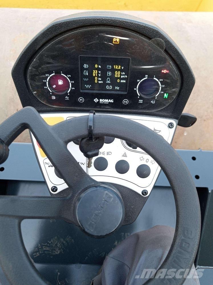Bomag BW 218 D-5 SL Envalsvältar