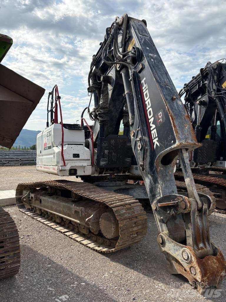 Hidromek 230 LC TX Rivningsgrävare