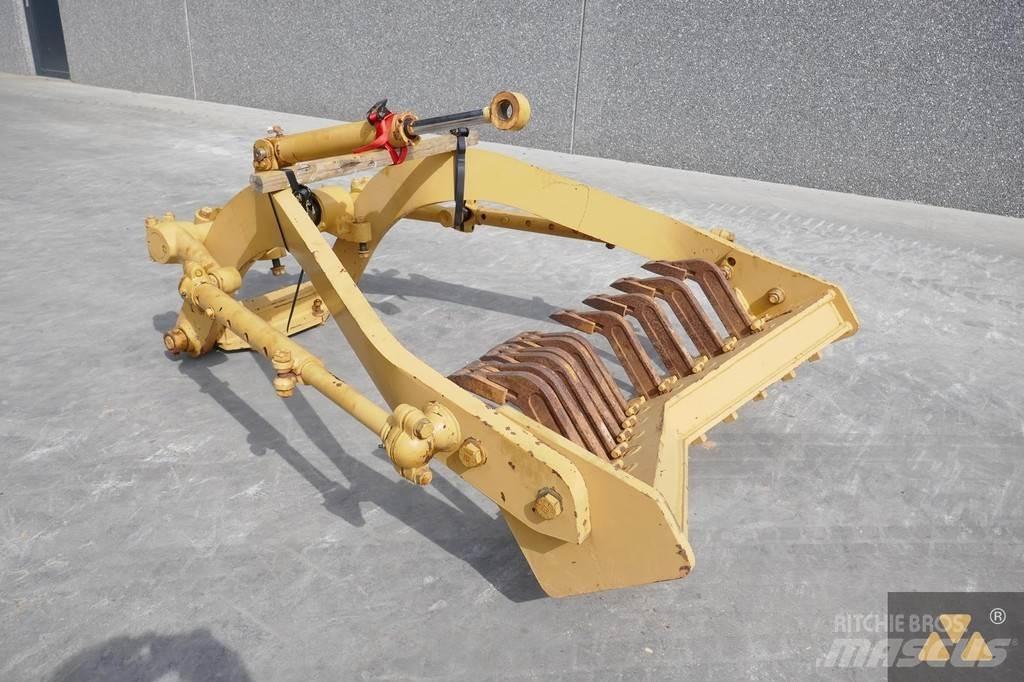 CAT 140H Scarifier Övriga