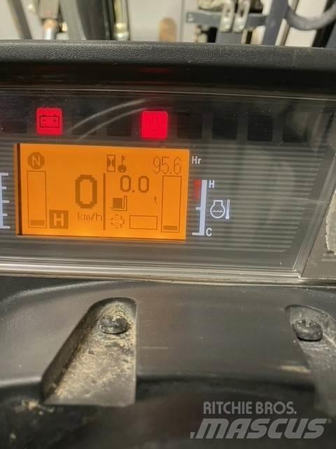 Mitsubishi FD25N3 Dieselmotviktstruckar