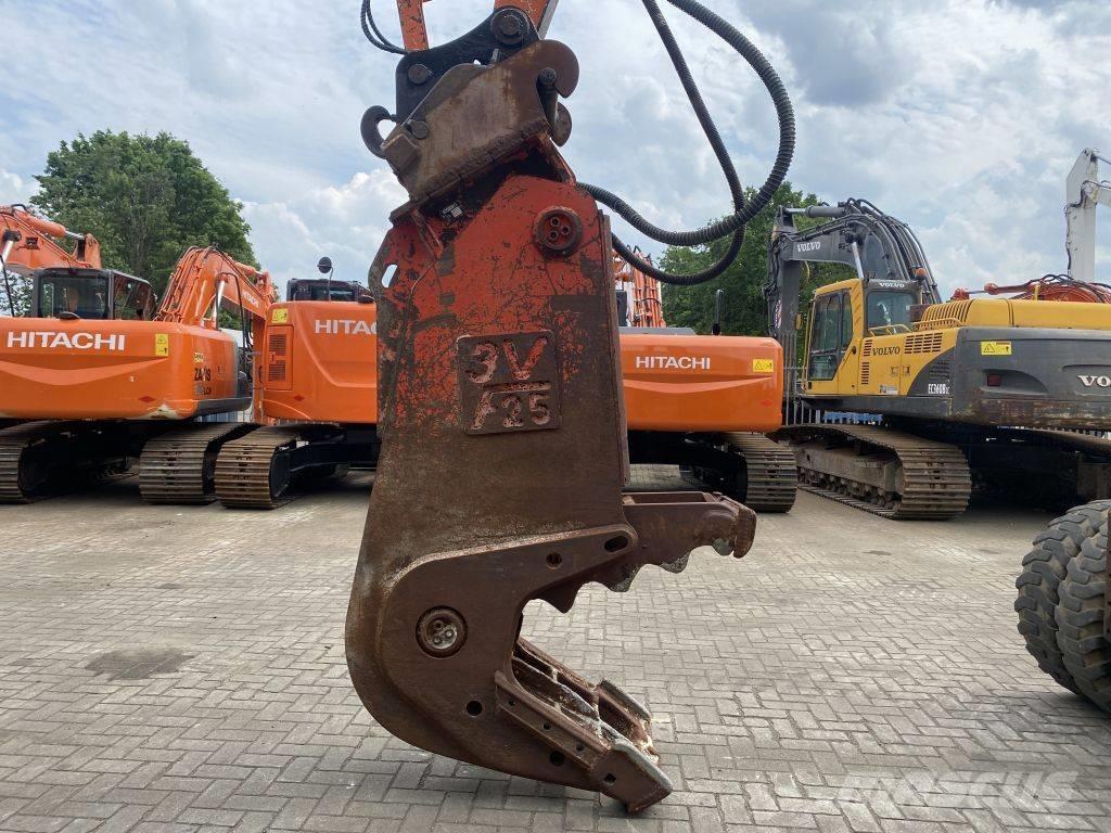 Trevibenne F 25 Krossar för Entreprenad