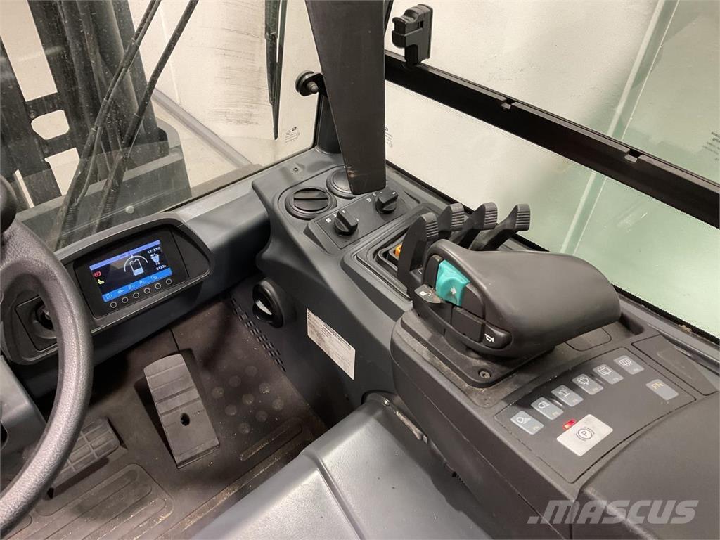 Mitsubishi FB40S-2 Elmotviktstruckar