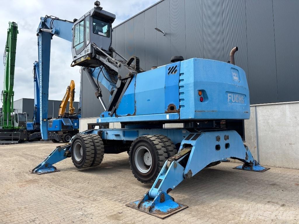 Fuchs MHL 380 Avfalls / industri hantering