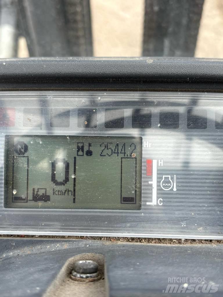 CAT DP 25 NT Dieselmotviktstruckar