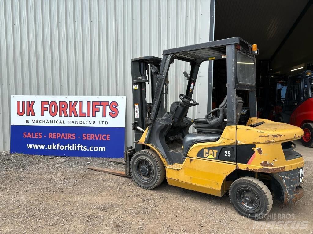 CAT DP 25 NT Dieselmotviktstruckar