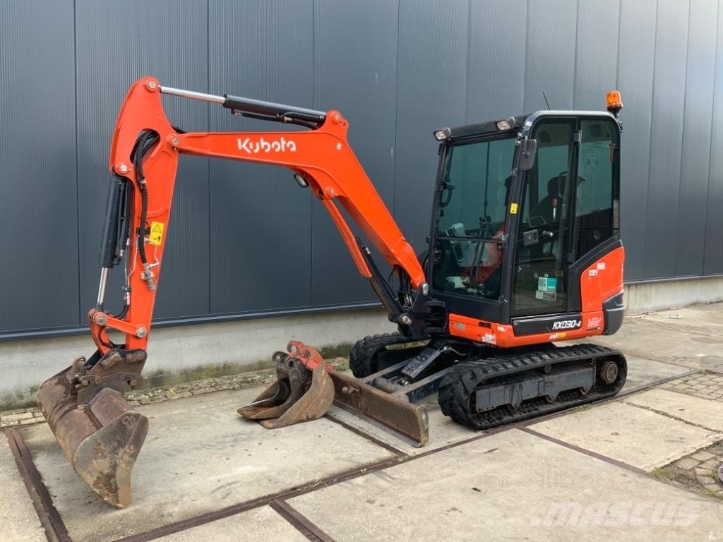 Kubota KX 030-4 Minigrävare < 7t