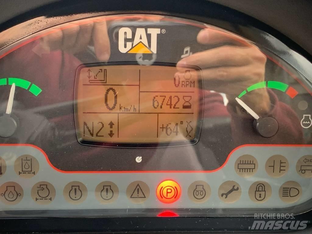 CAT TH 337C Redskapsbärare för lantbruk