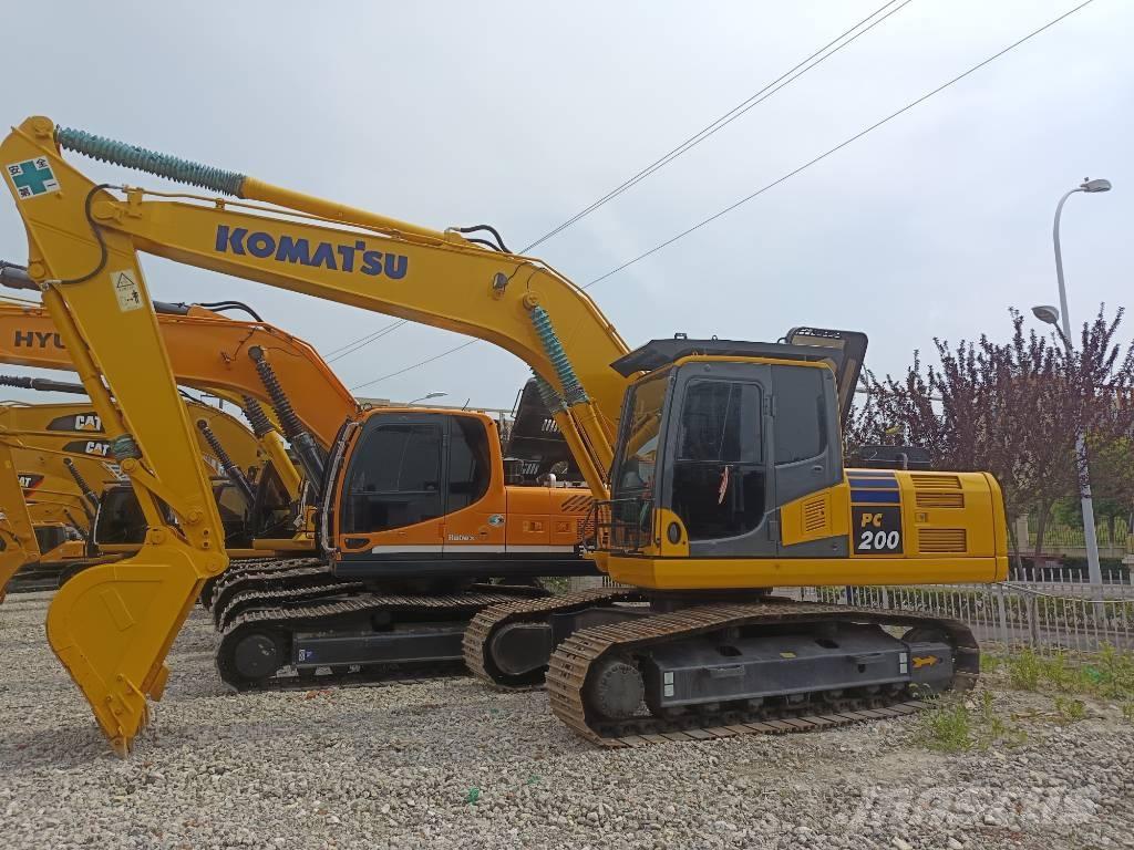 Komatsu PC 200 Bandgrävare