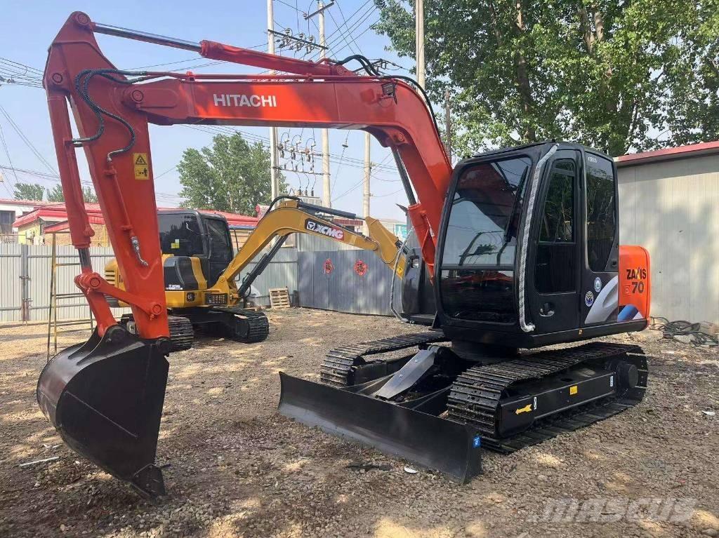 Hitachi ZX 70 Midigrävmaskiner 7t - 12t