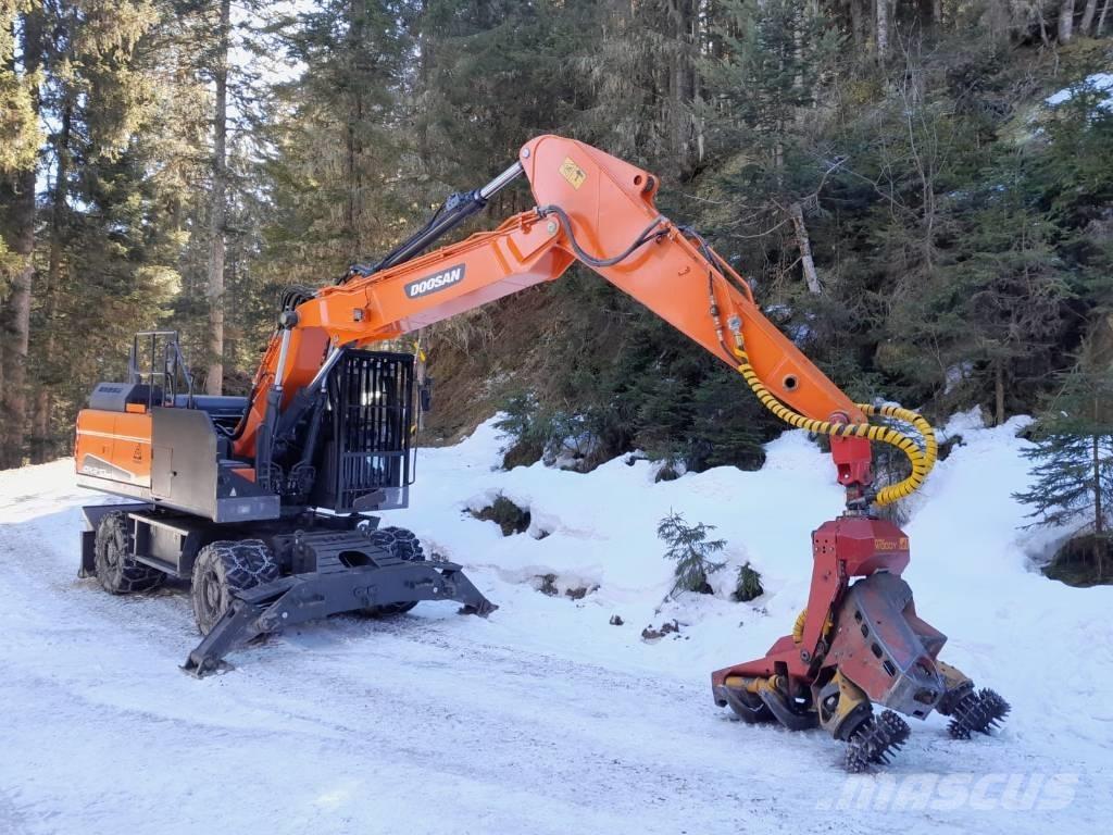 Doosan DX 210 W Grävmaskiner