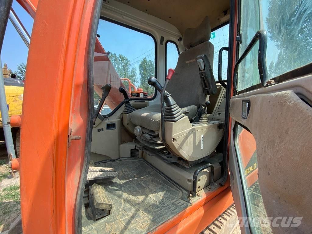 Doosan DH80 Bandgrävare