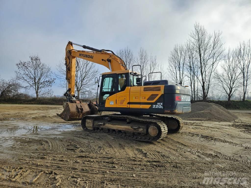 Hyundai HX 220 L Bandgrävare