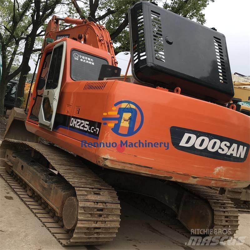 Doosan DH225LC-7 Bandgrävare