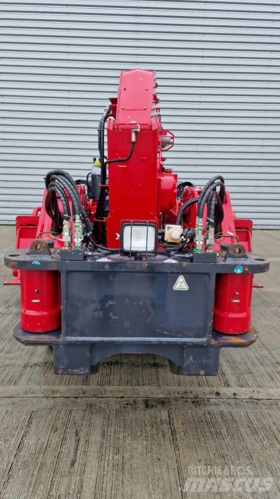 Unic URW-506 CDMER Minikranar