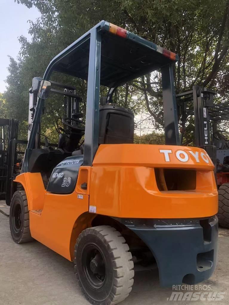 Toyota FD 30 Dieselmotviktstruckar