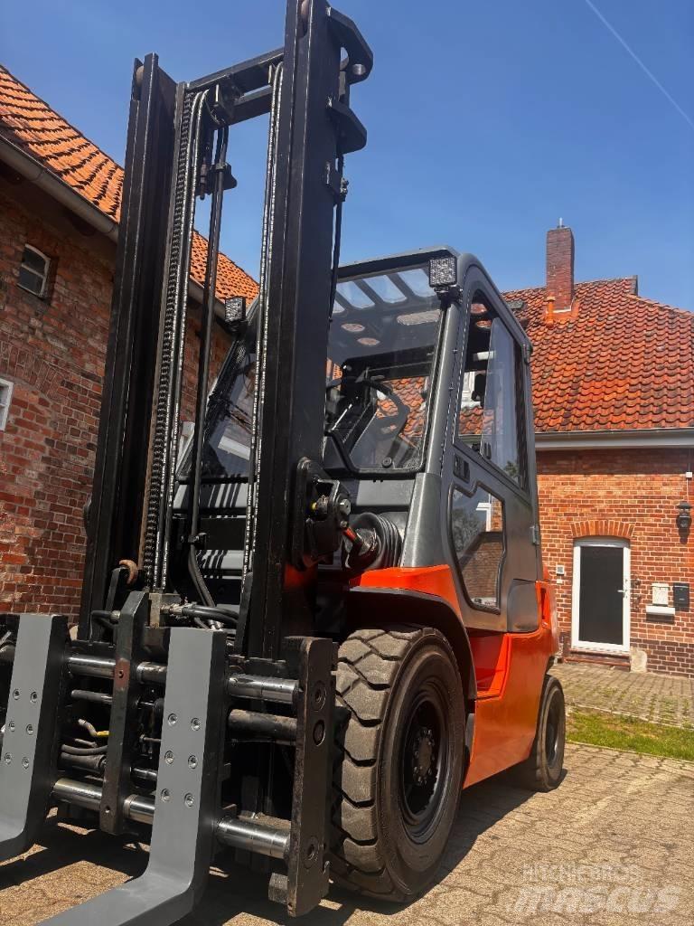 Toyota 62-7 FDF 25 Dieselmotviktstruckar