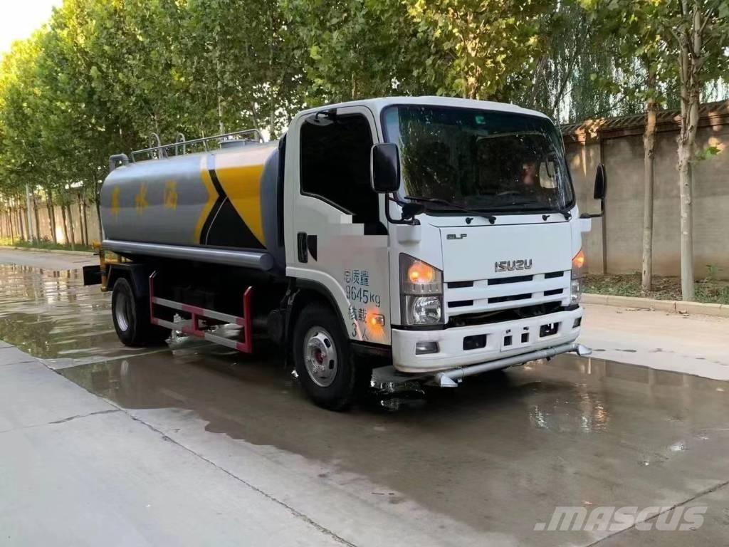 Isuzu ELF 4x2 Vattentankbilar