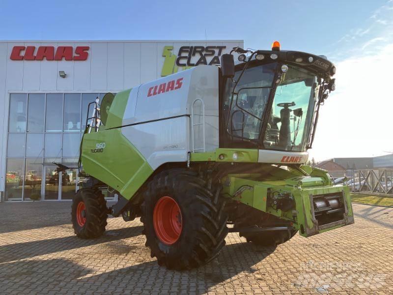 CLAAS TUCANO 560 Skördetröskor