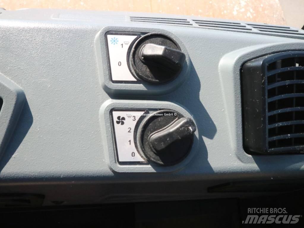 Bomag BW 211 D-50 Envalsvältar