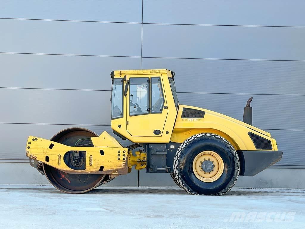 Bomag BW 213 DH-4 Envalsvältar