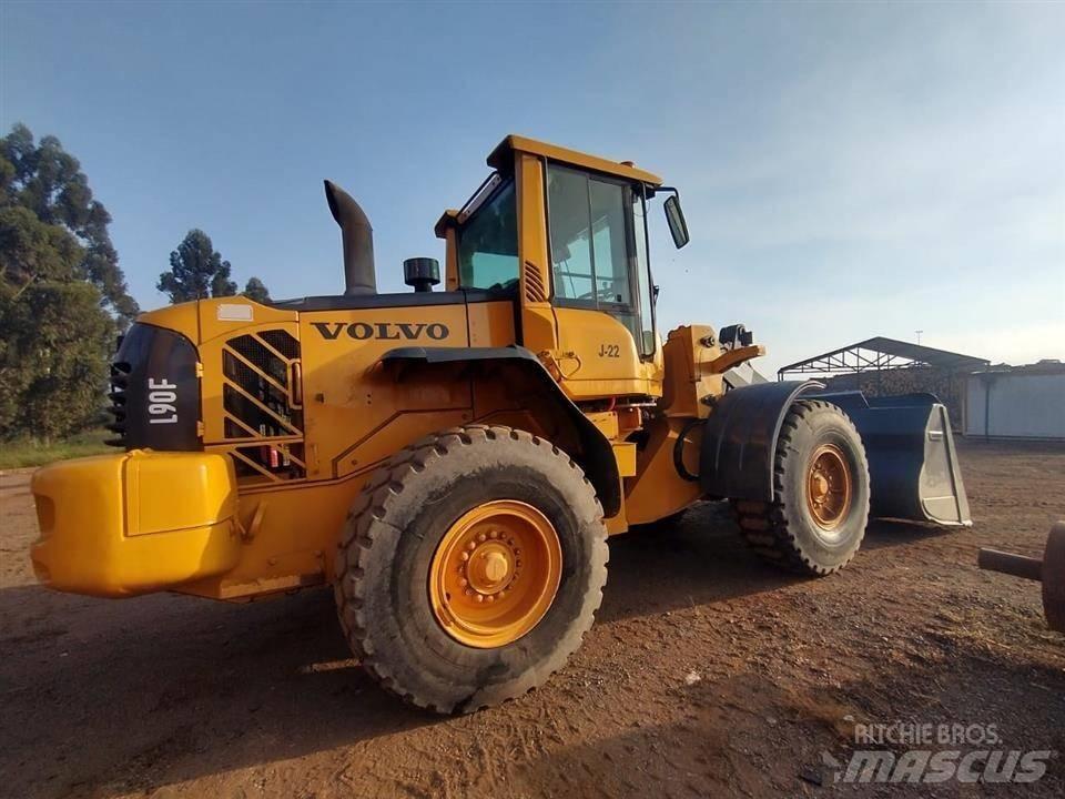 Volvo L90F Hjullastare