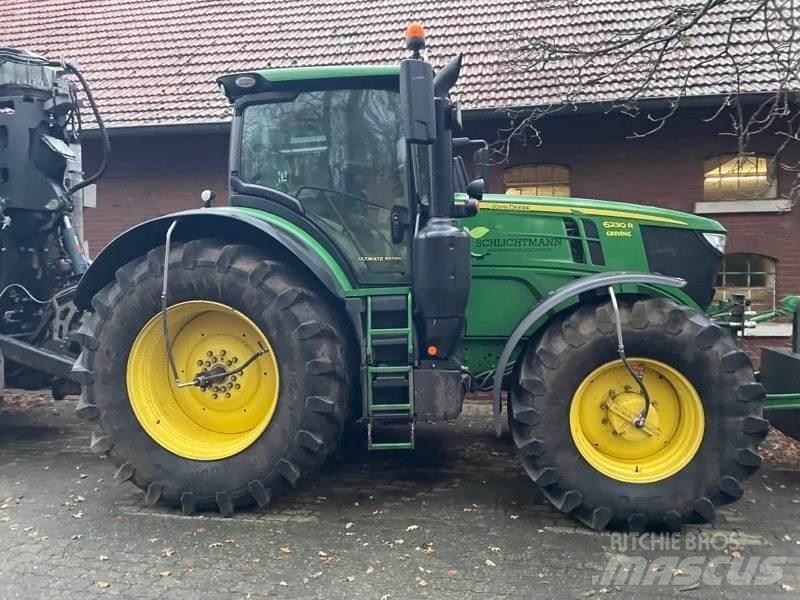 John Deere 6230R Traktorer