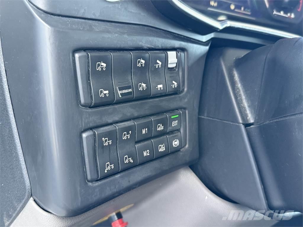 Scania R650 8x4 Chassier